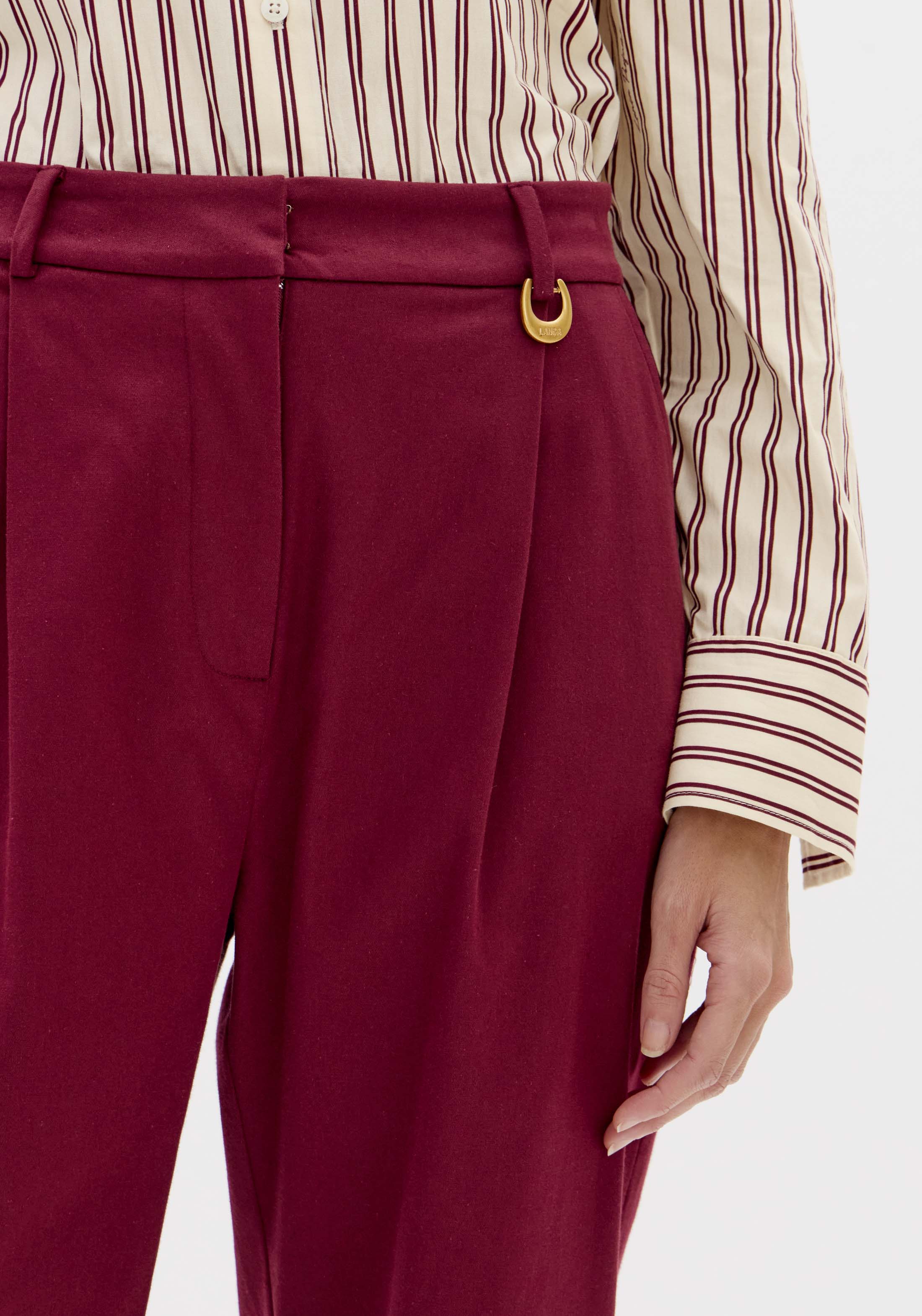 Calça Carrot Cintura Média