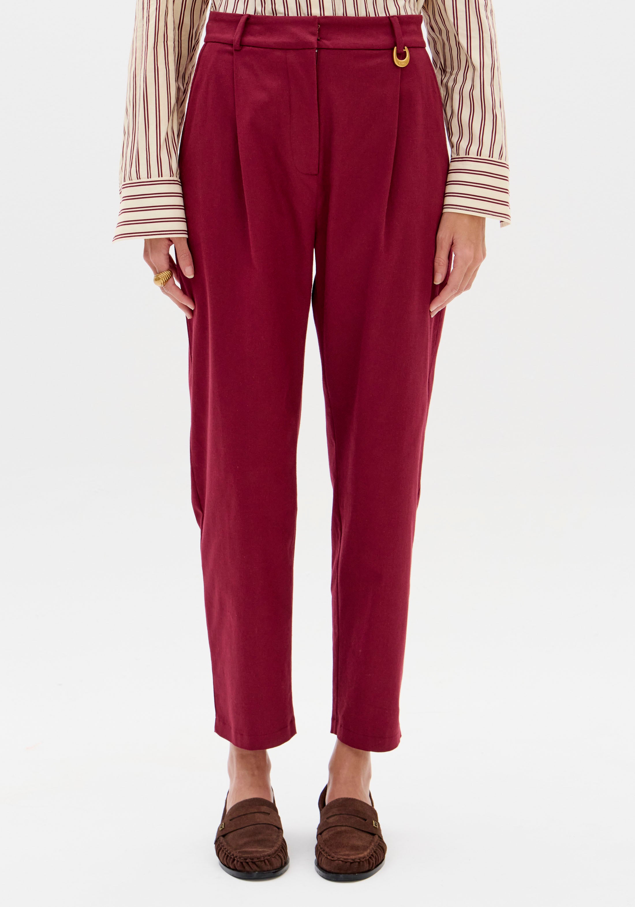 Calça Carrot Cintura Média