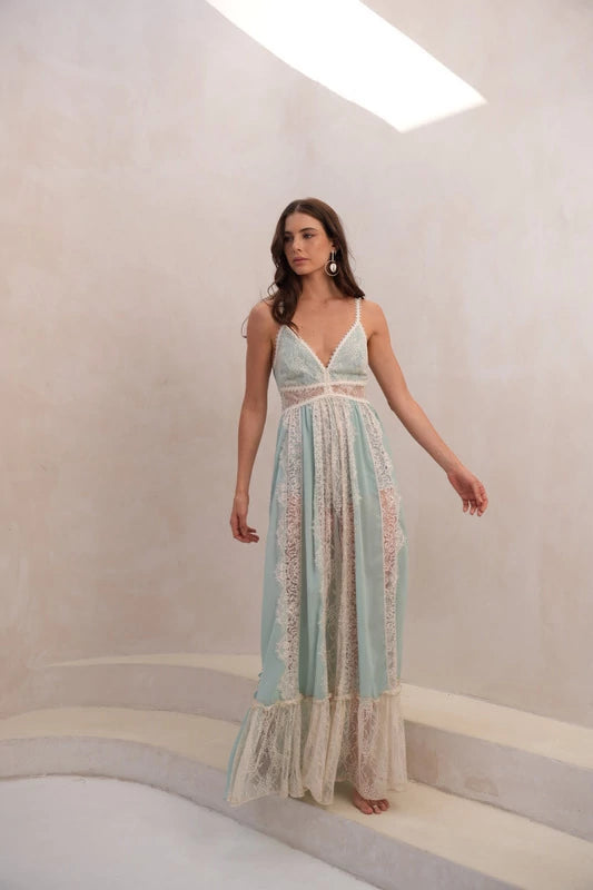 Vestido Rendado Flor Do Horizonte