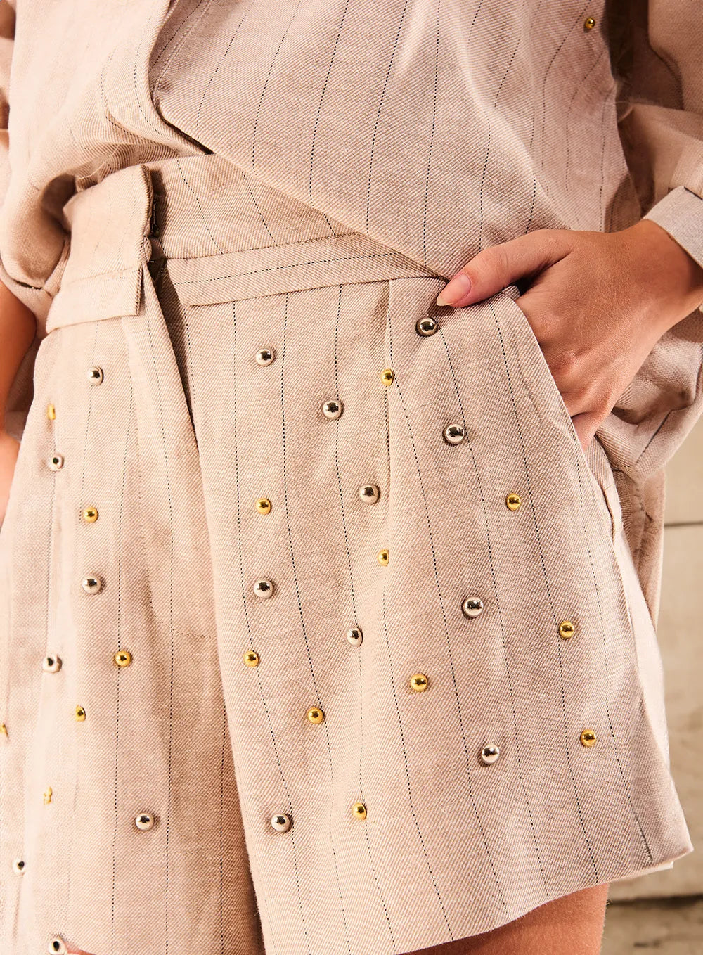 Short Listrado Linho