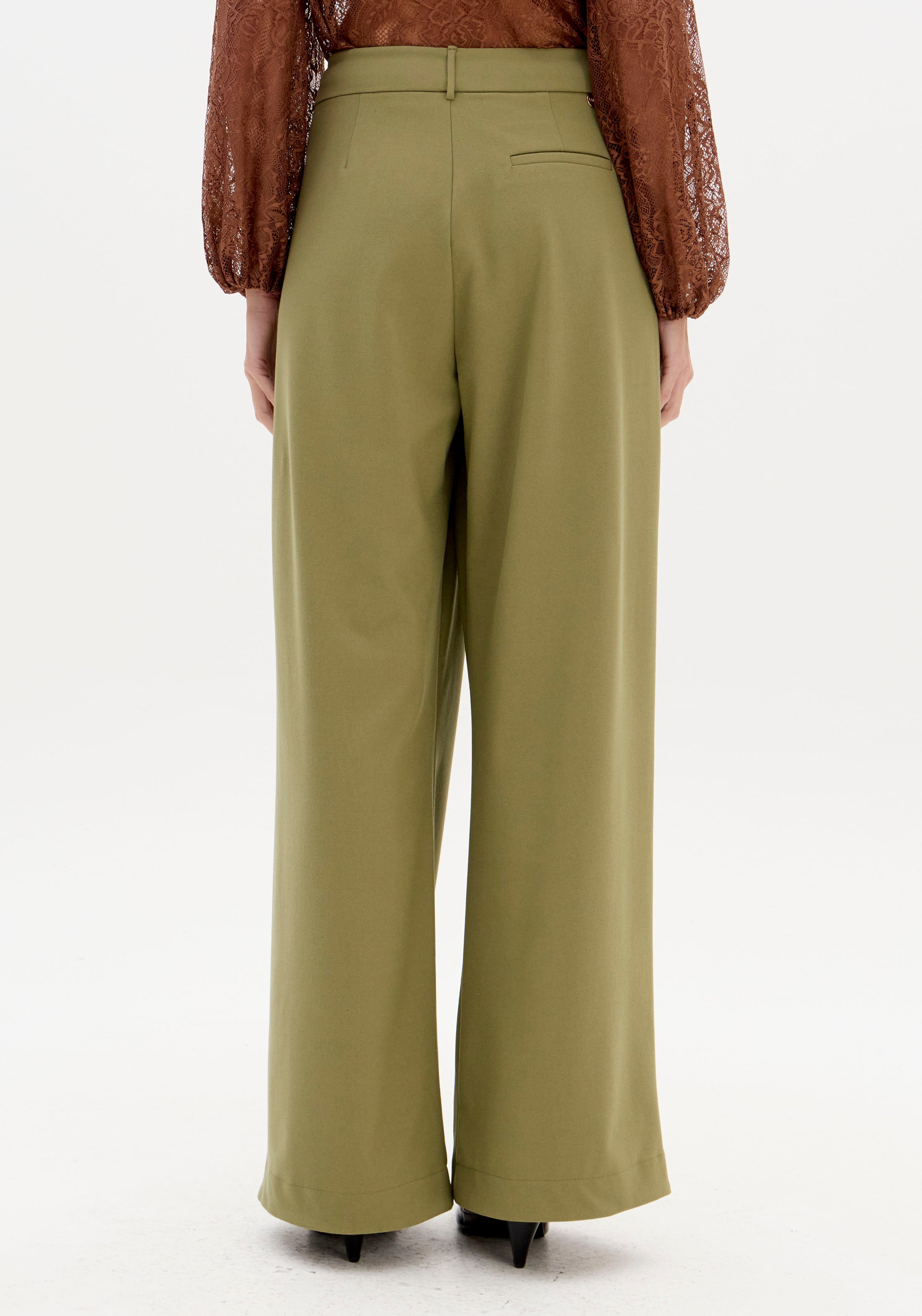 Calça Full Lenght Com Pregas Olive