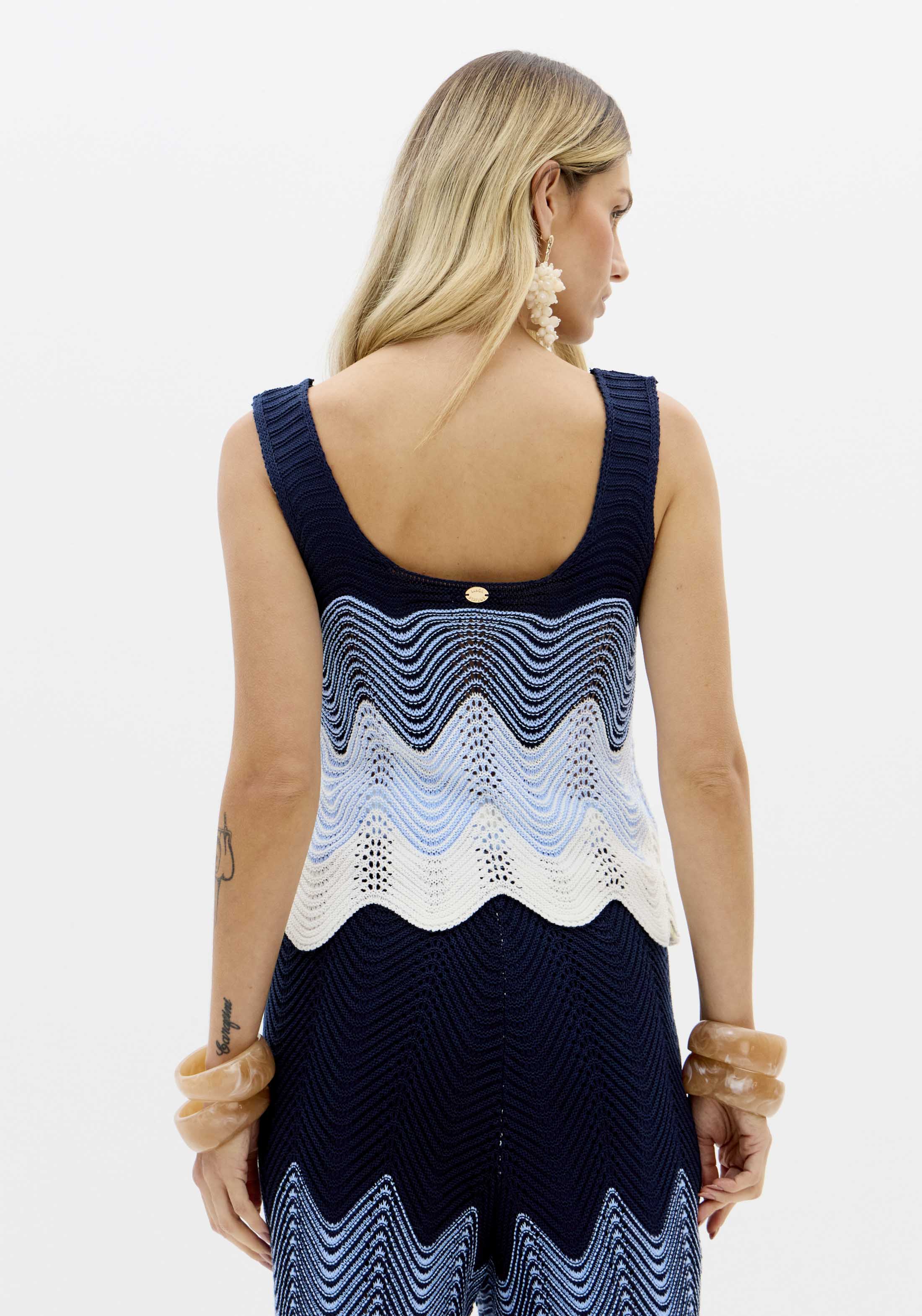 Blusa De Tricot Sem Mangas