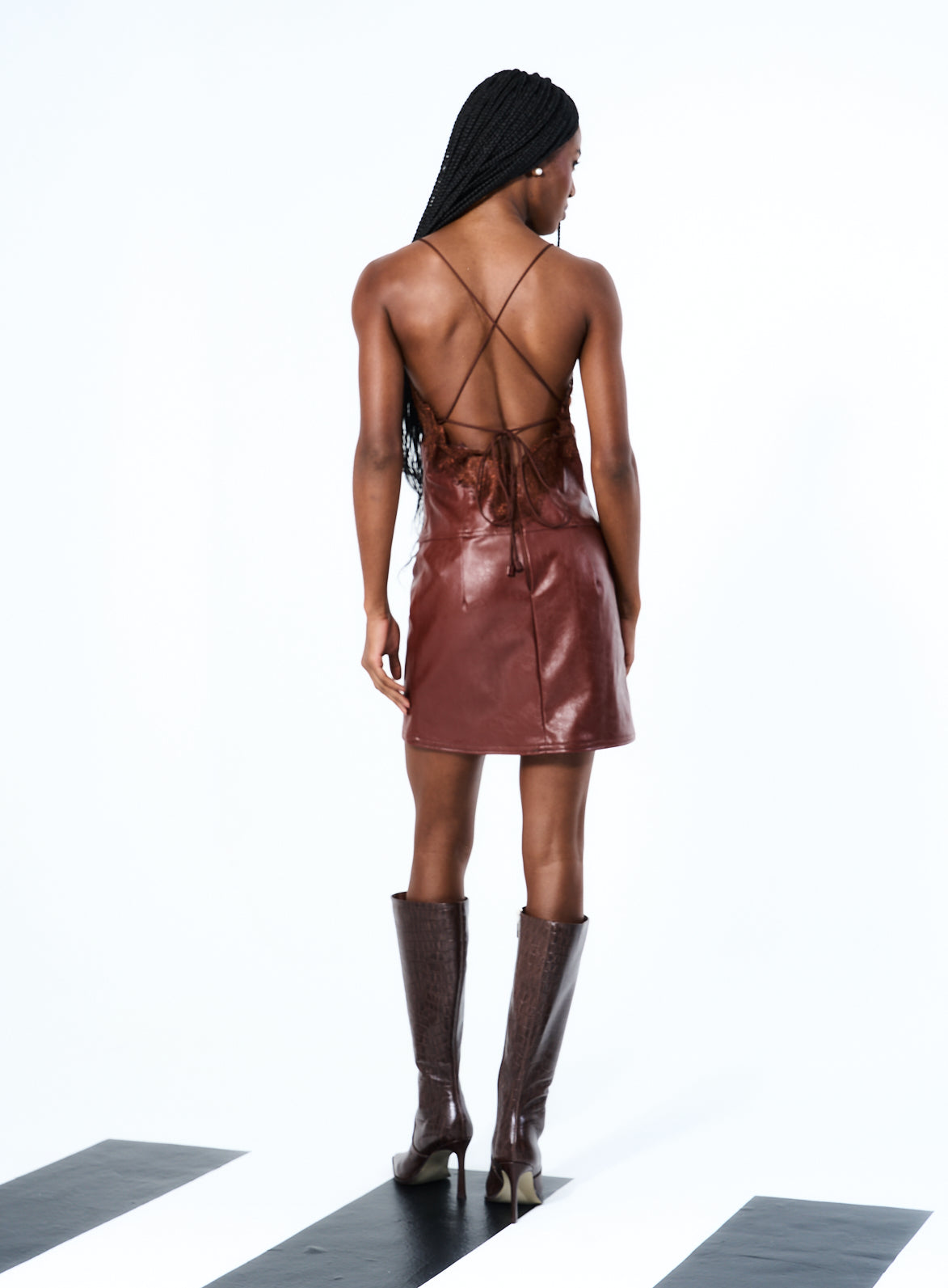 Vestido Curto Marrom Terracota