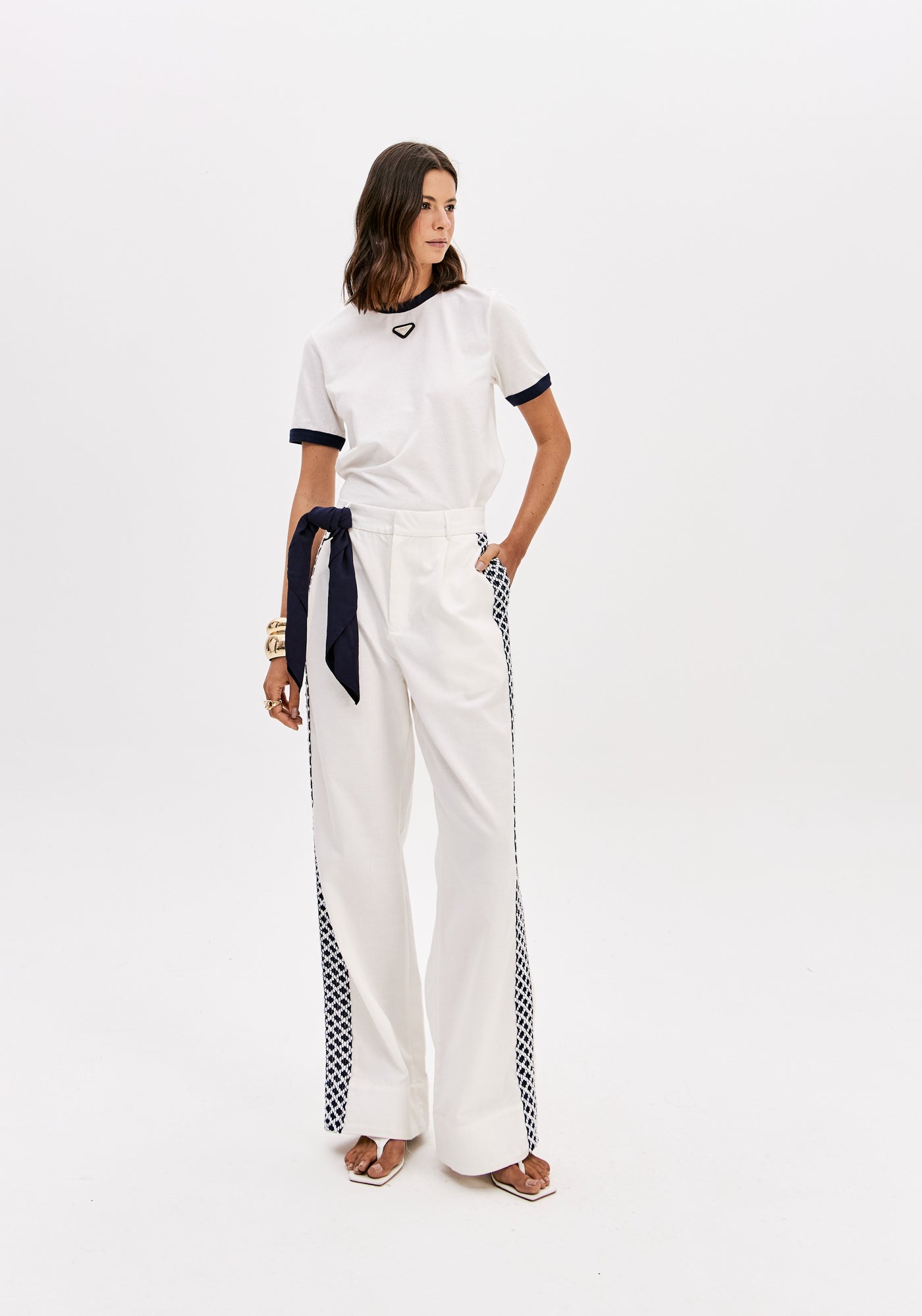 Calça Reta Com Renda