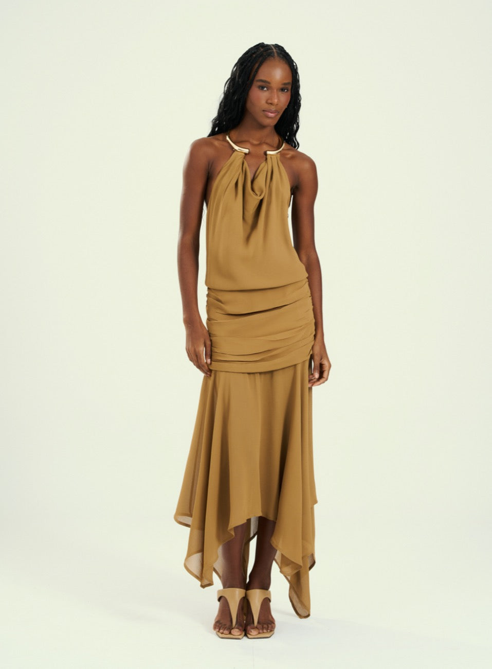 Vestido Bege Golden Whe