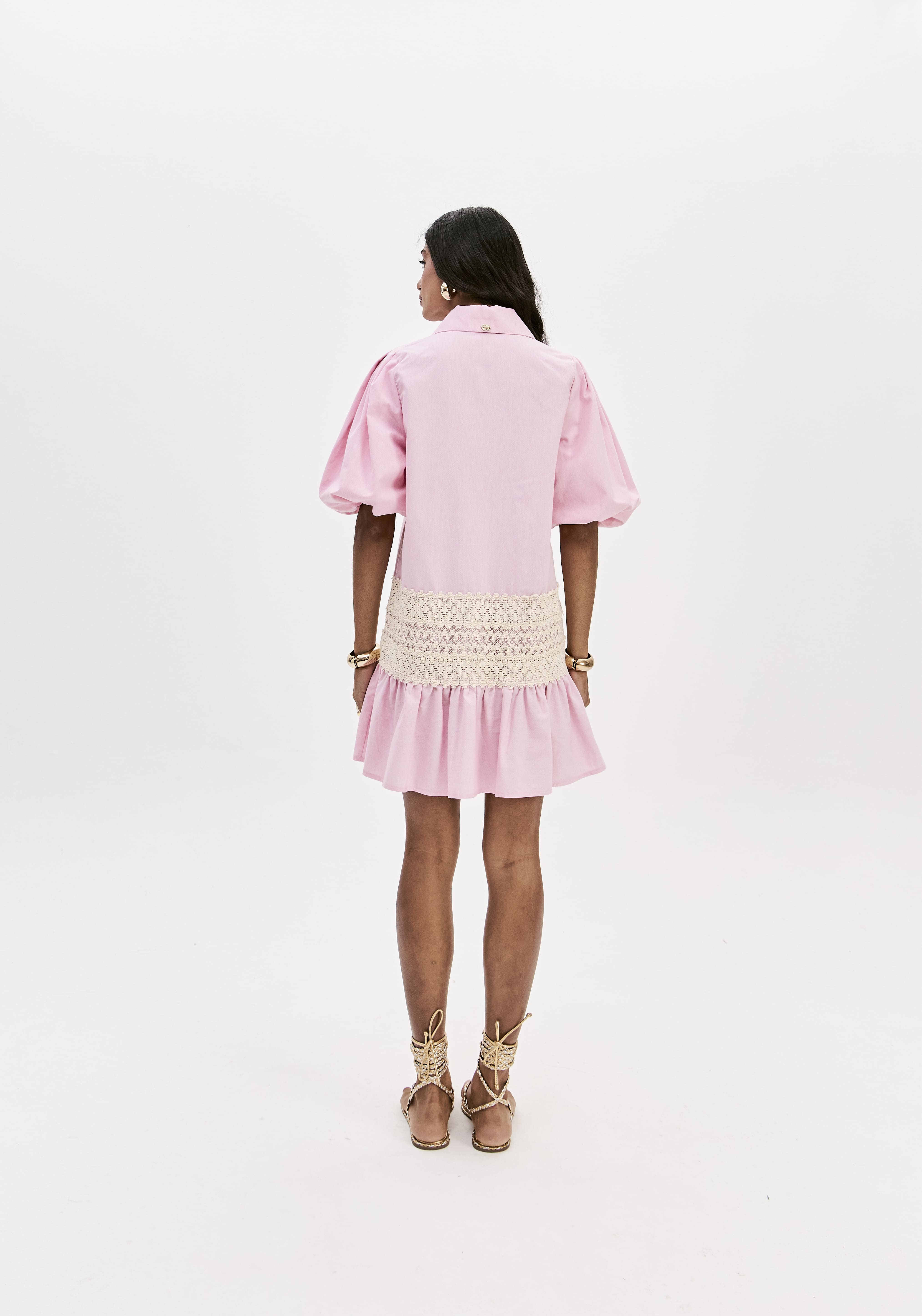 Vestido Curto Manga Bufante