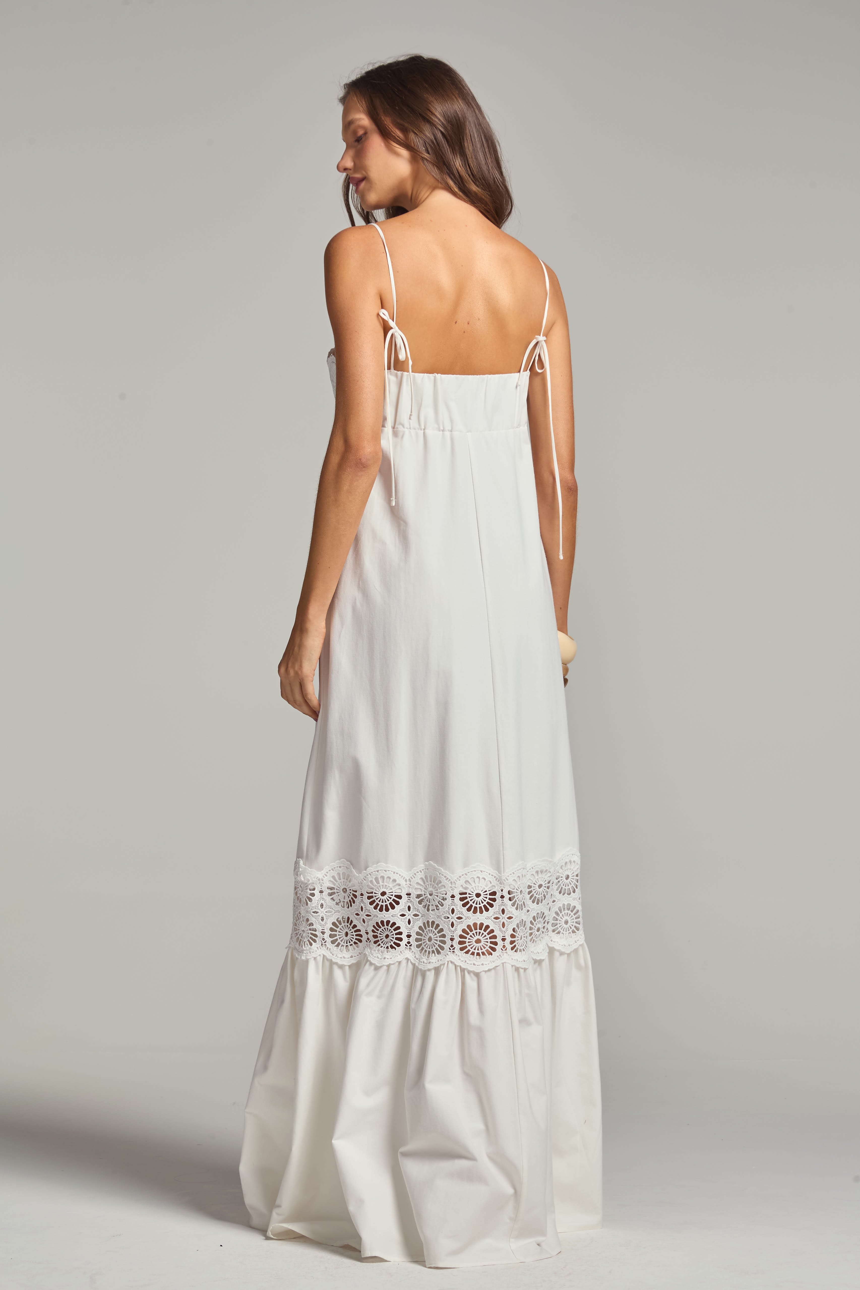 Vestido Detalhe Renda Off Shell