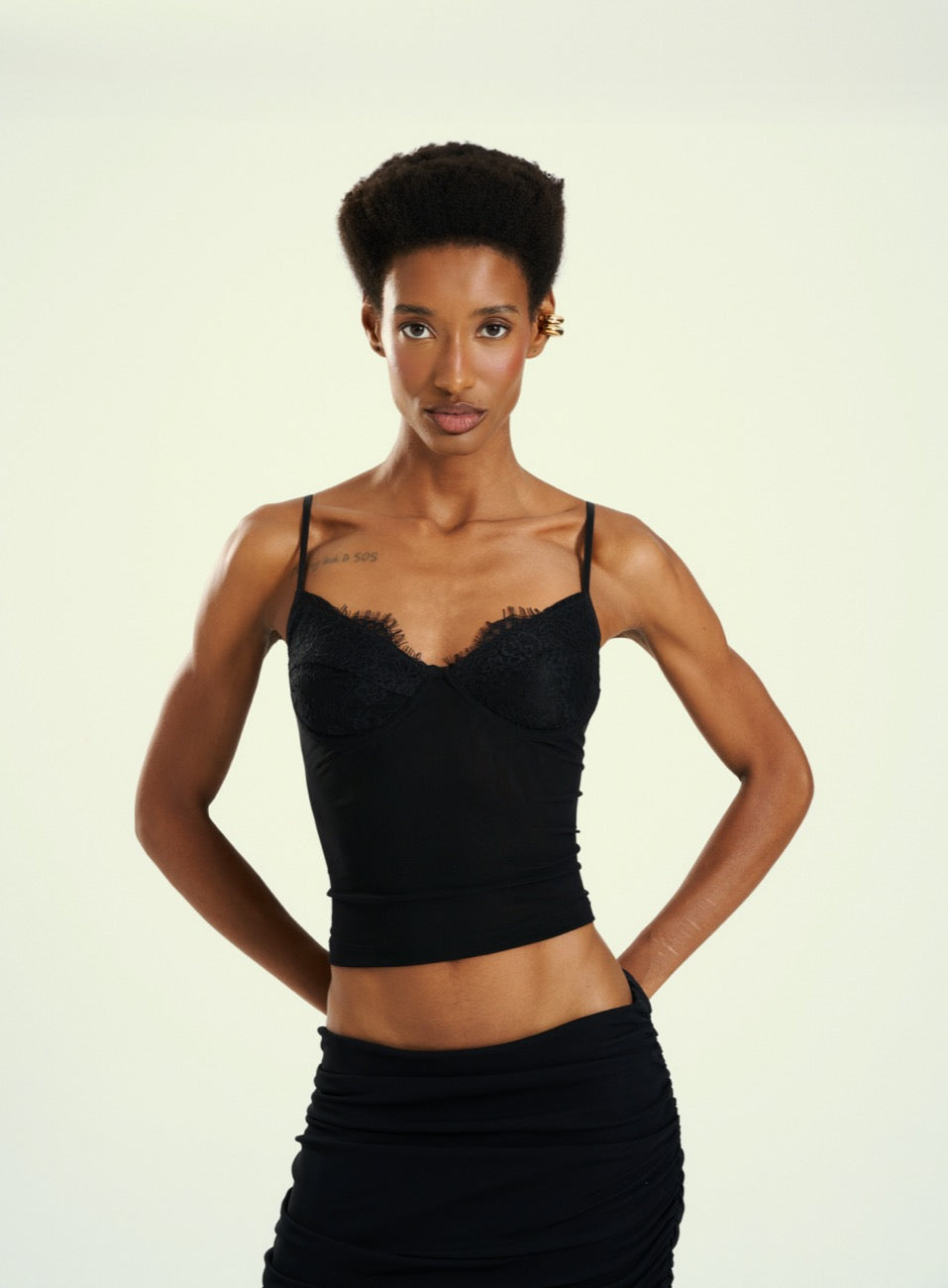 Top Tule Preto
