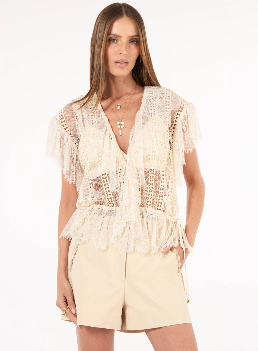 Short Alfaiataria Detalhe Bordado Bege Paleta