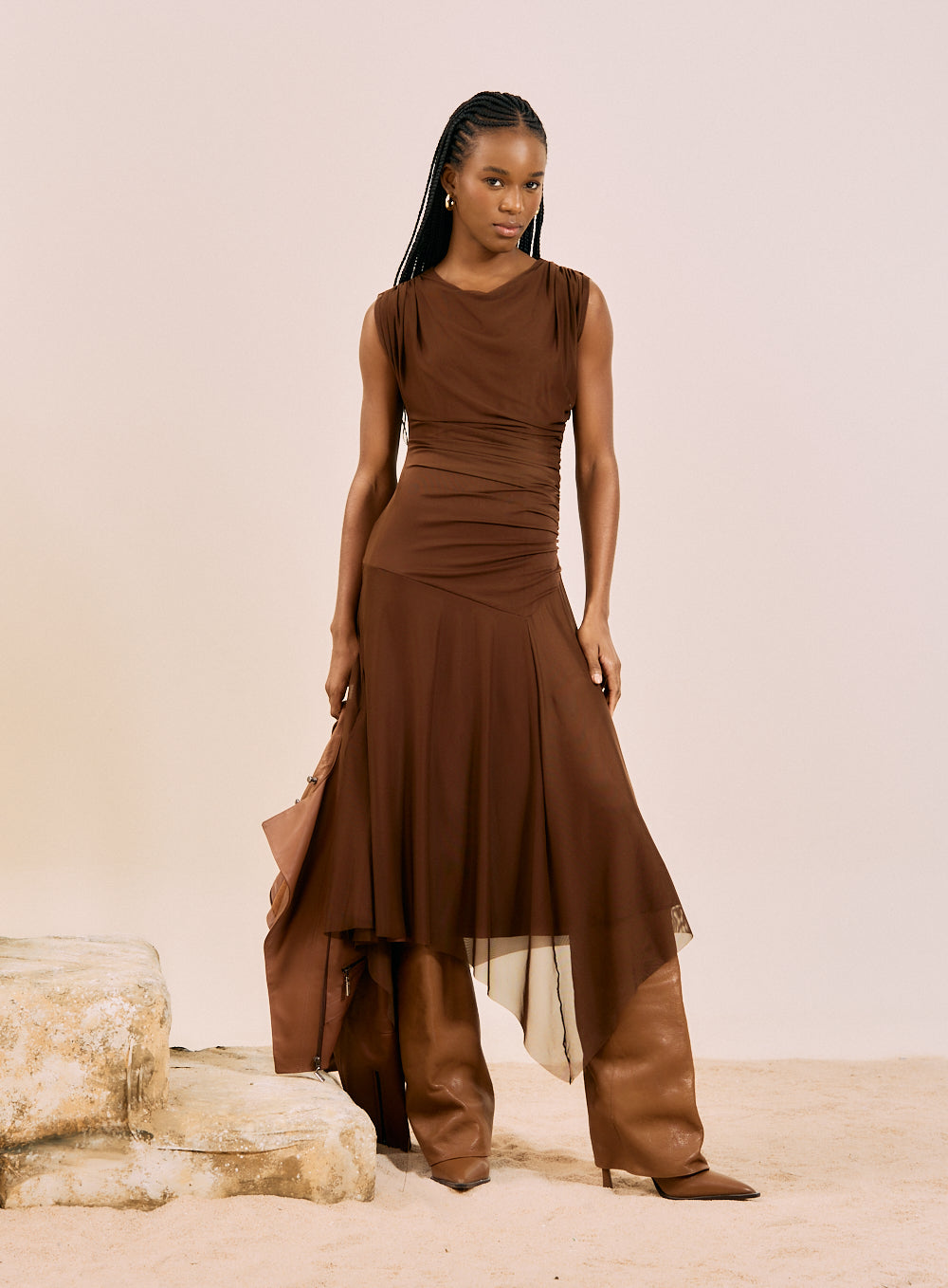 Vestido Tule Marrom Malfitan