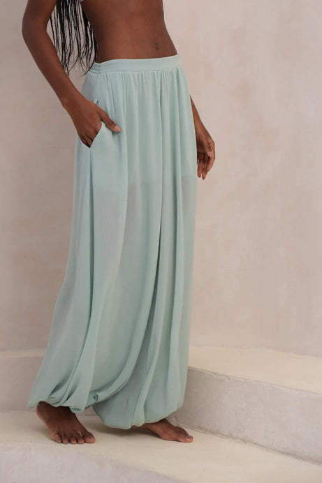 Calça Balonê Flor Do Horizonte