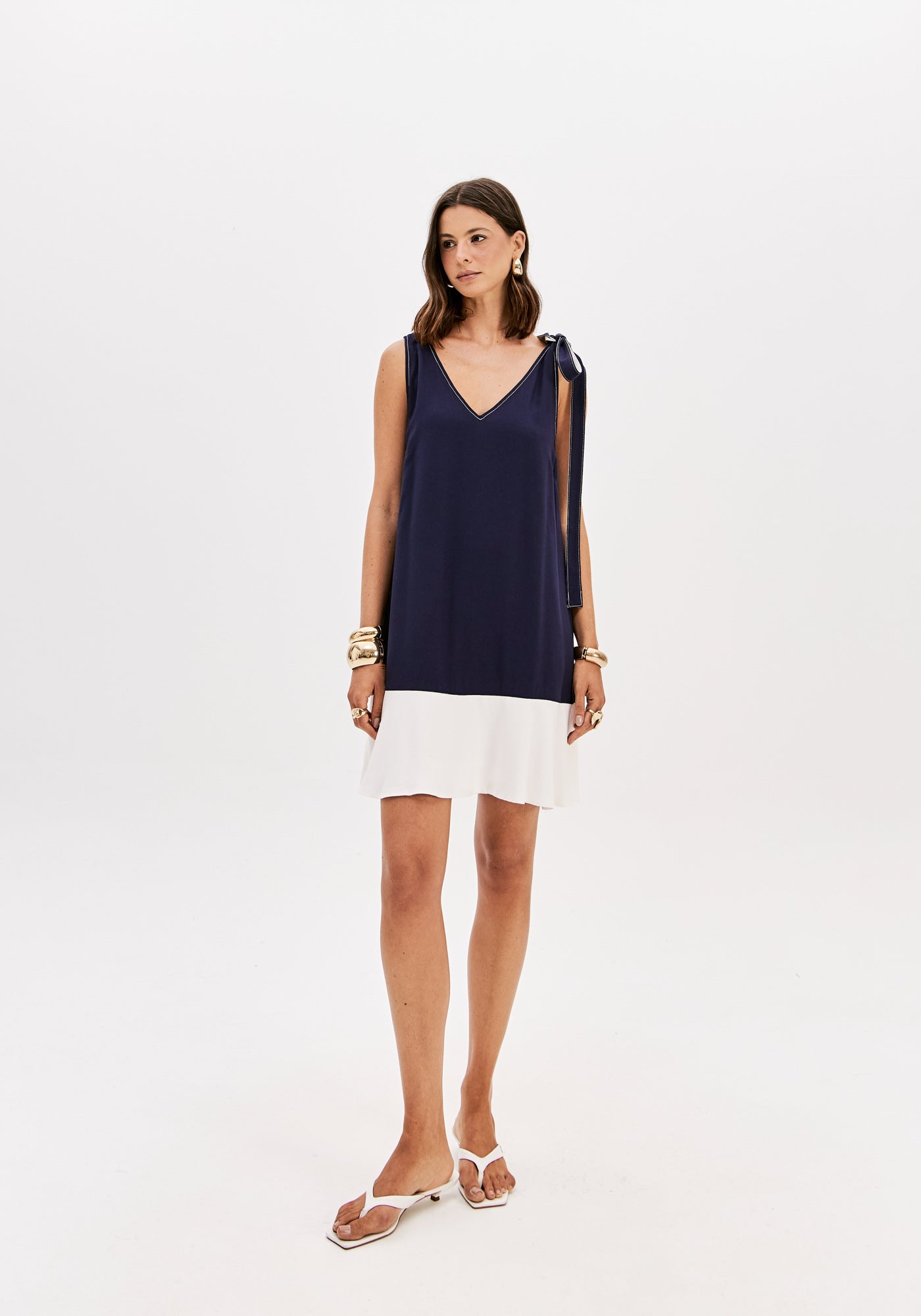 Vestido Curto Sem Manga