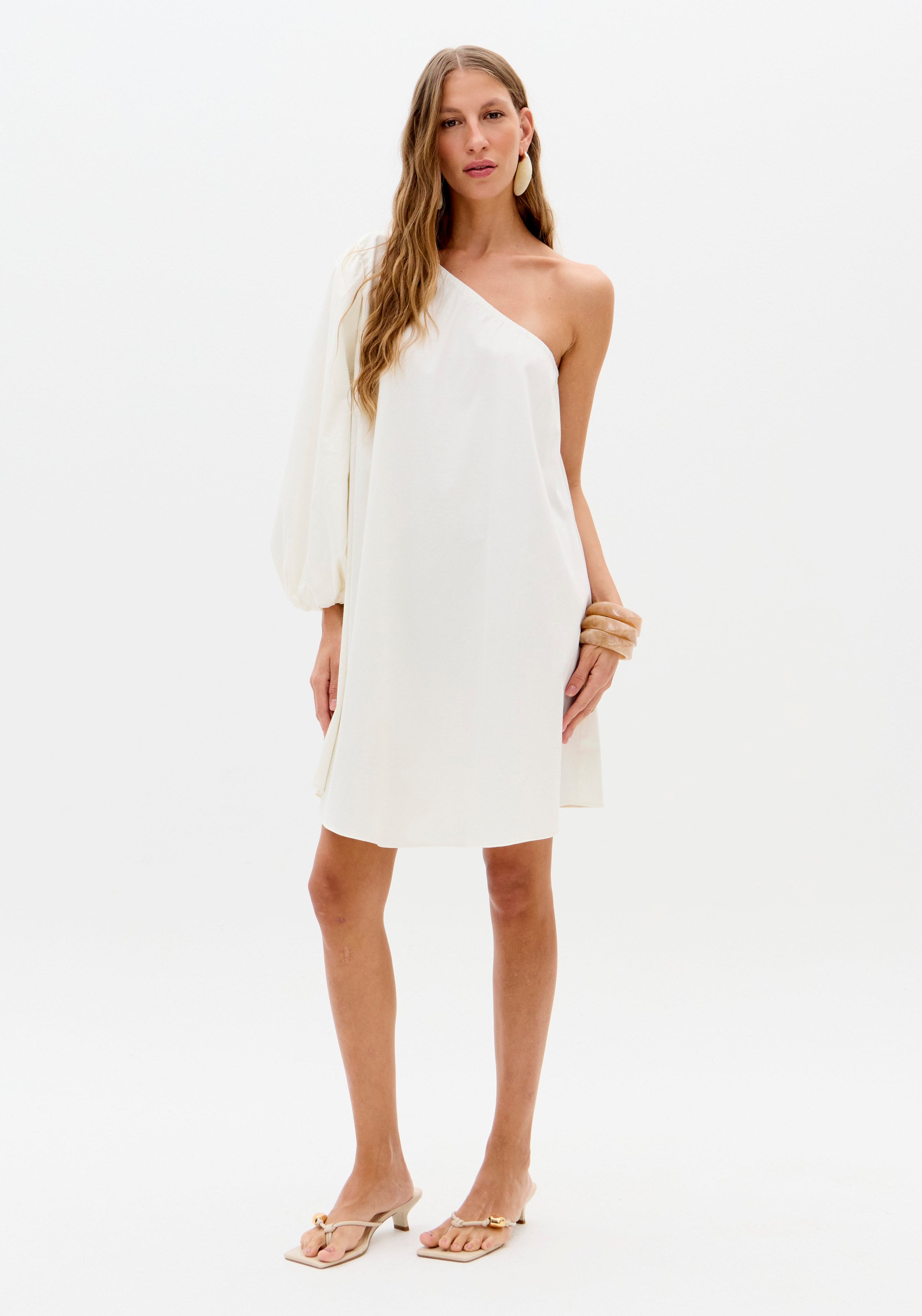 Vestido Curto Ombro Único