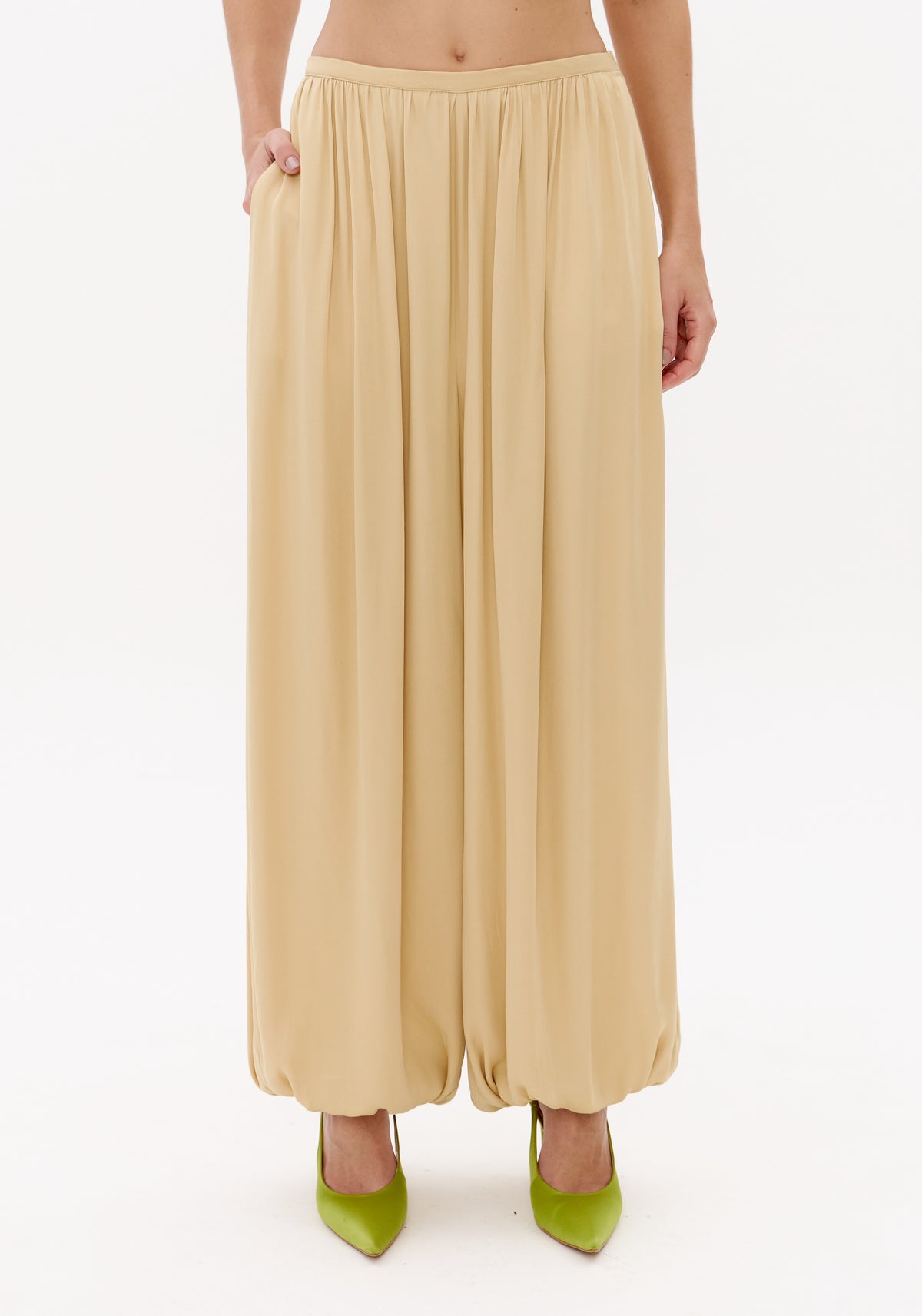 Calça Ballon Cintura Alta Acetinada