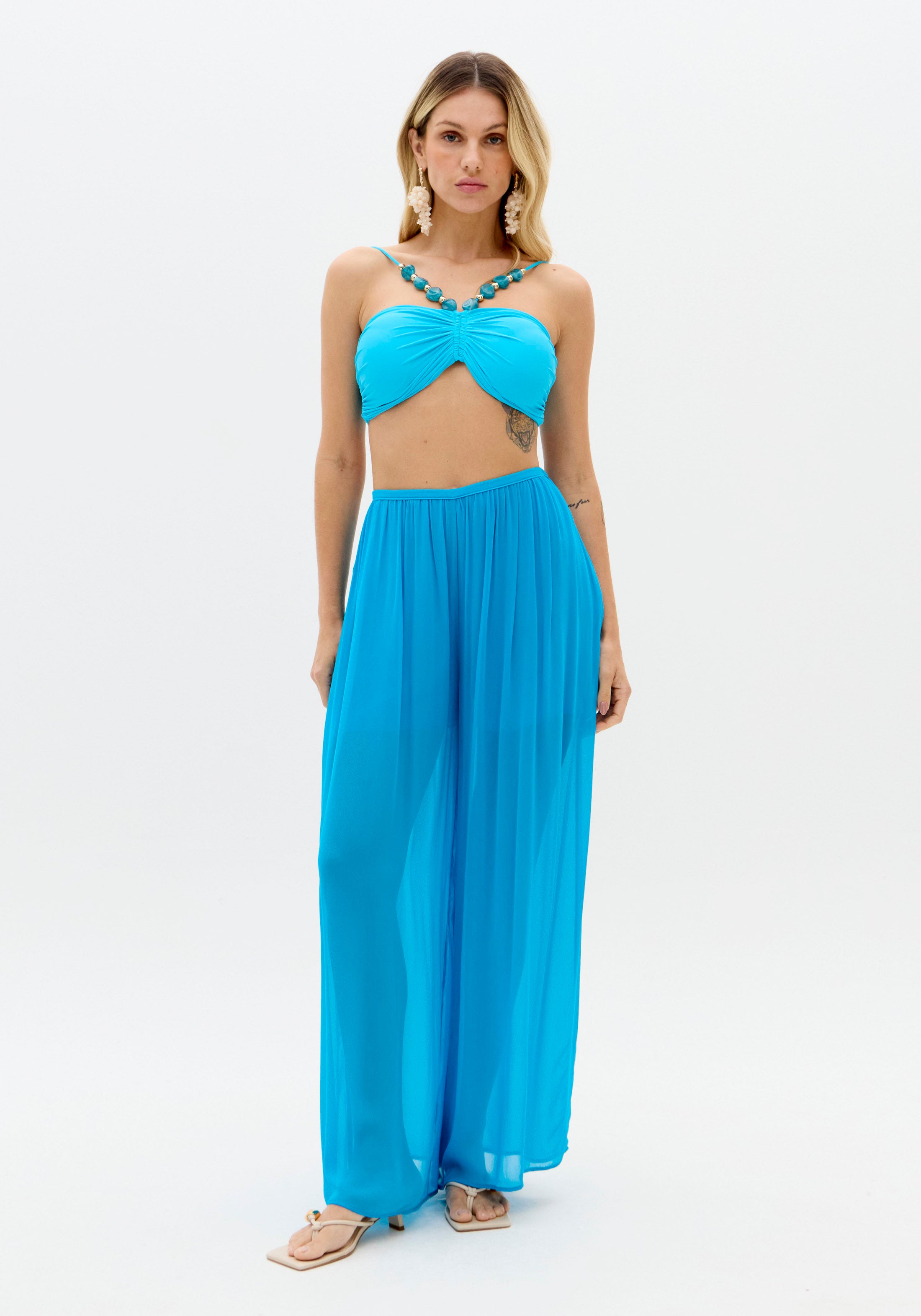 Calça Wide Leg Cintura Média