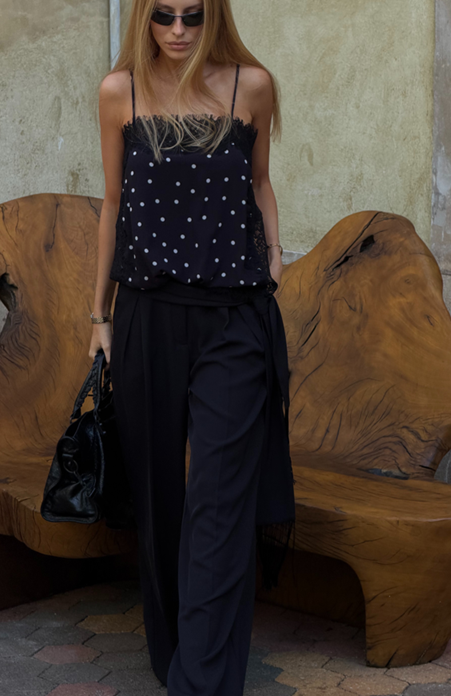 Blusa Regata Renda Poá Preta