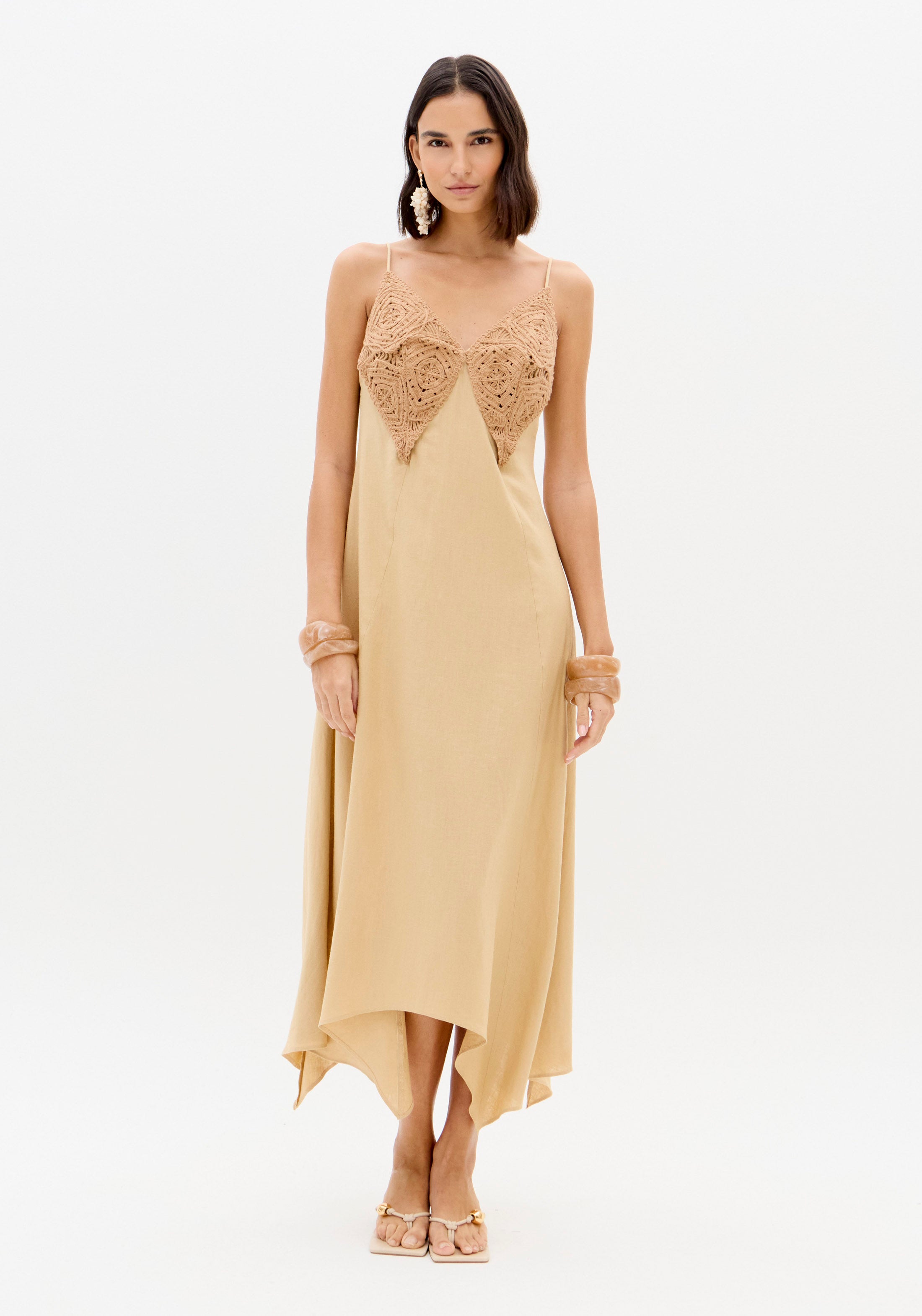 Vestido Super Midi Evasê Com Linho Bege