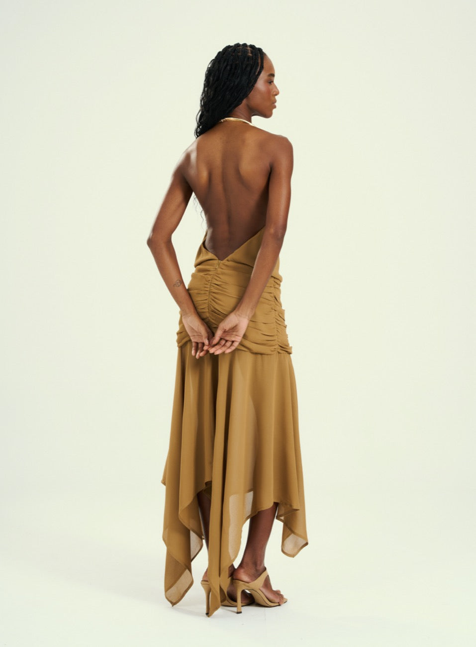 Vestido Bege Golden Whe