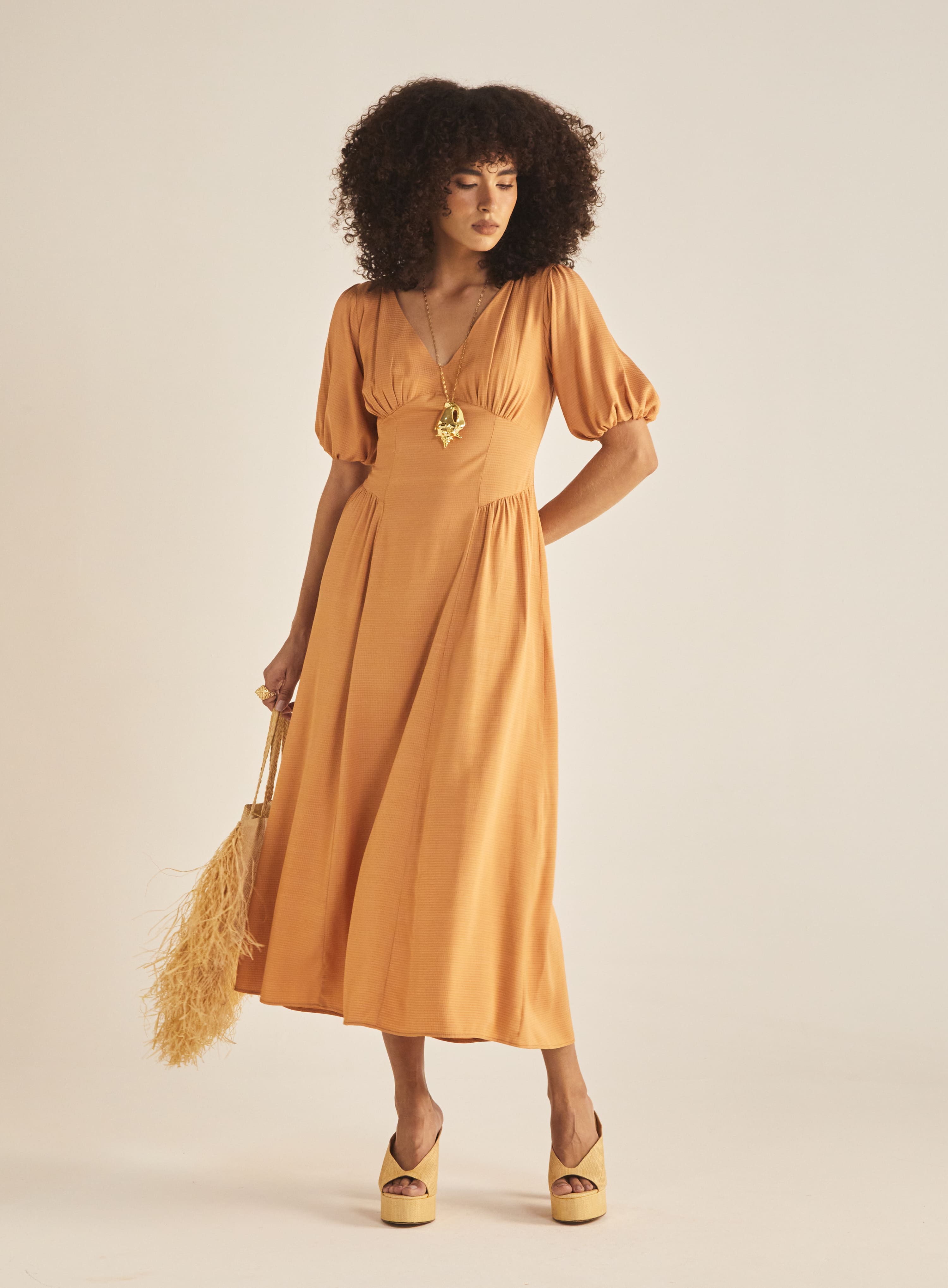 Vestido Bege Nude Brick