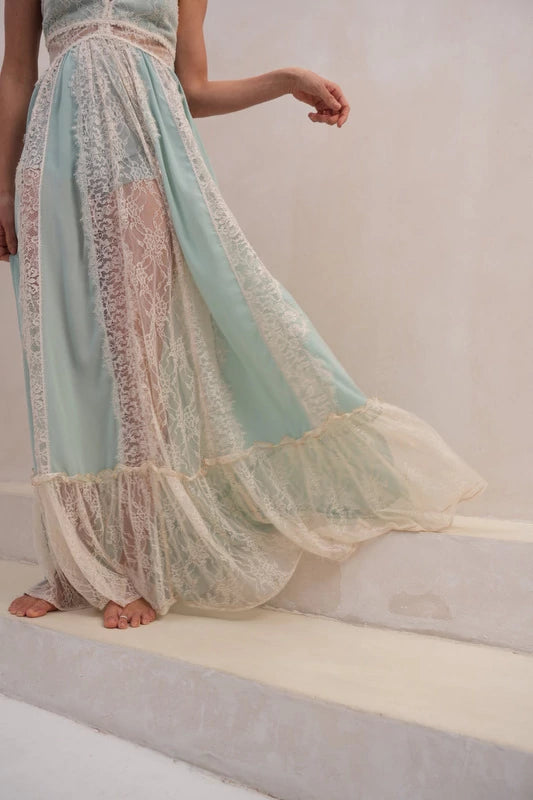 Vestido Rendado Flor Do Horizonte