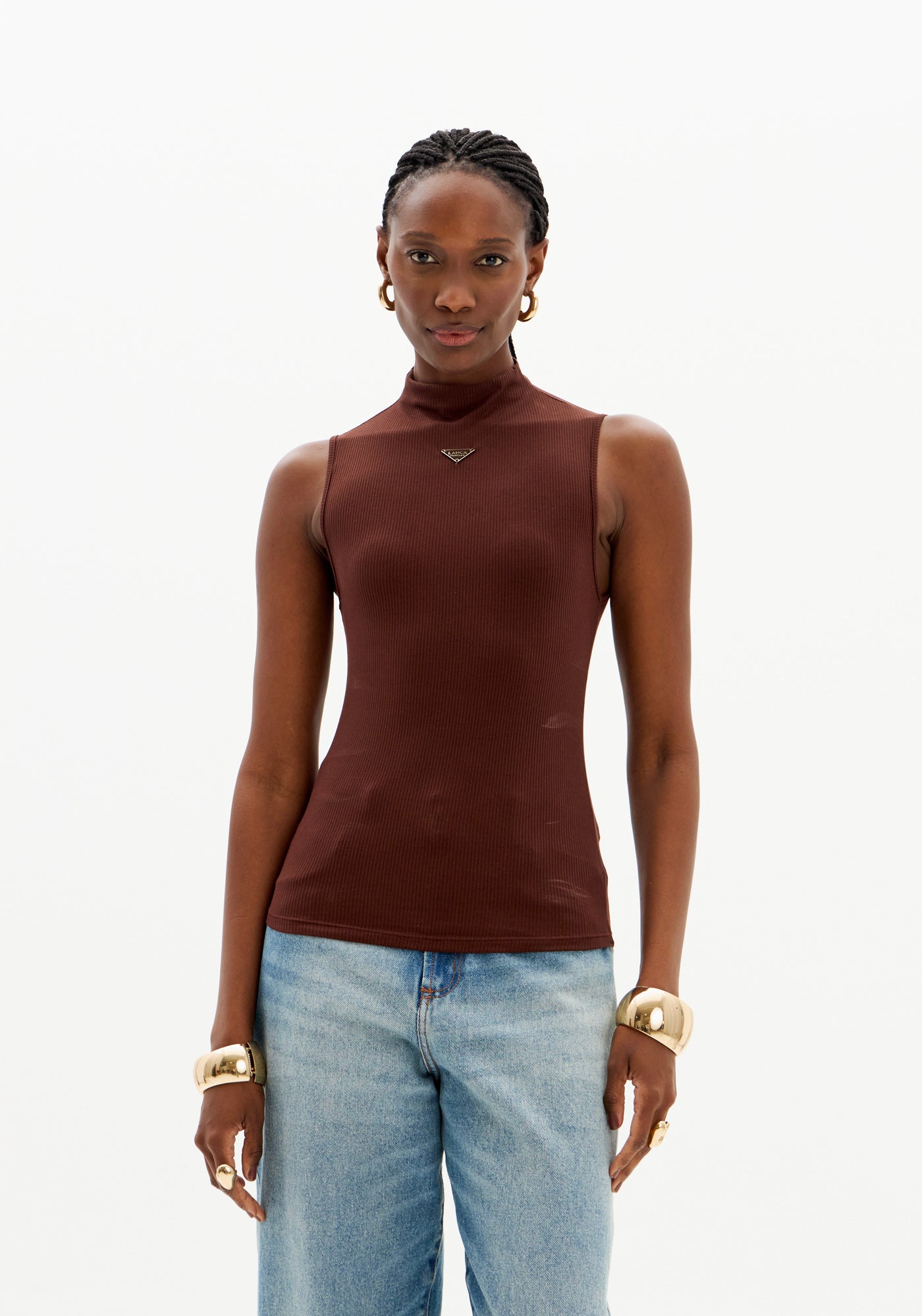 Blusa Canelada Gola Alta Marrom