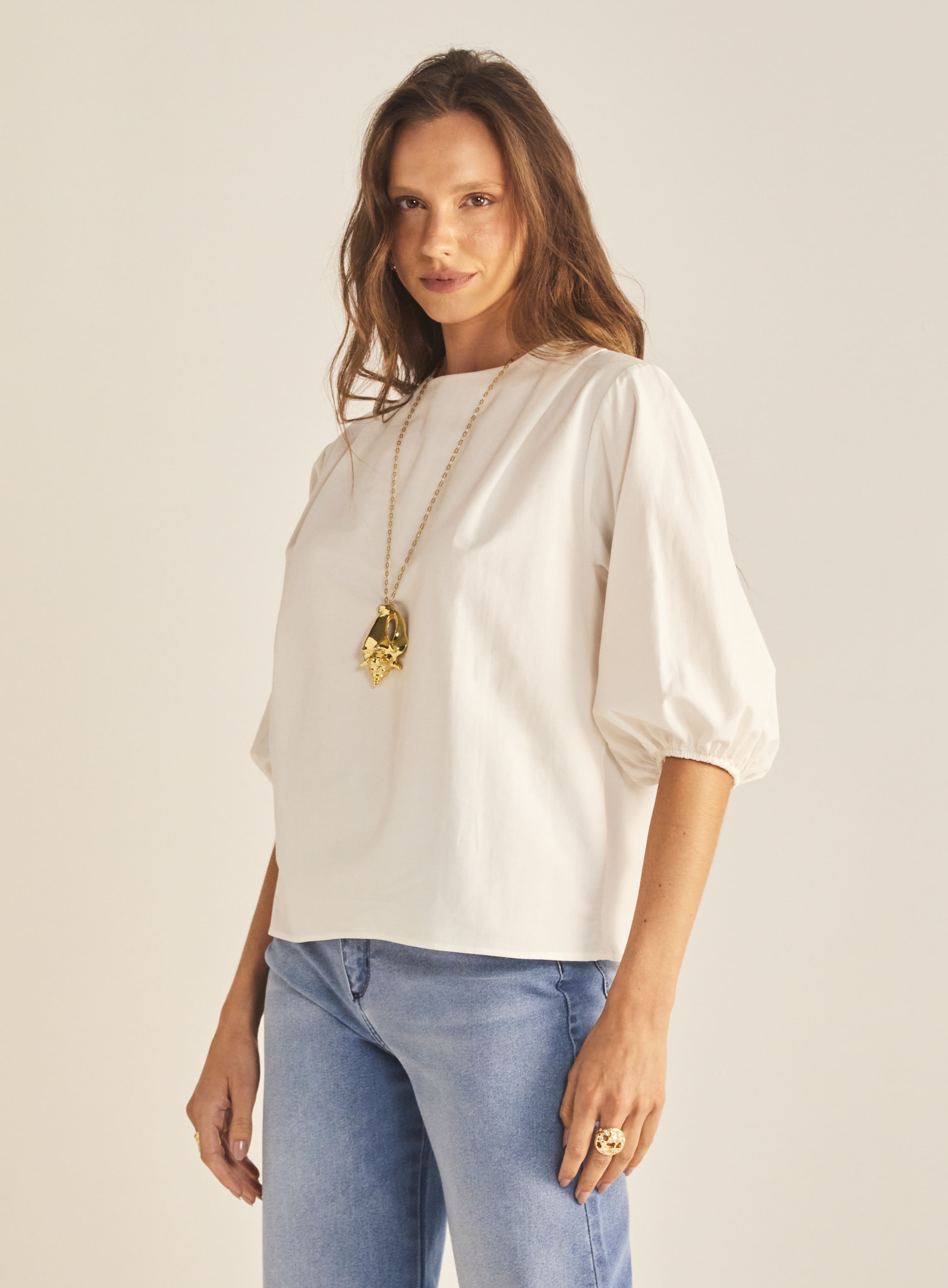 Blusa OFF SHELL