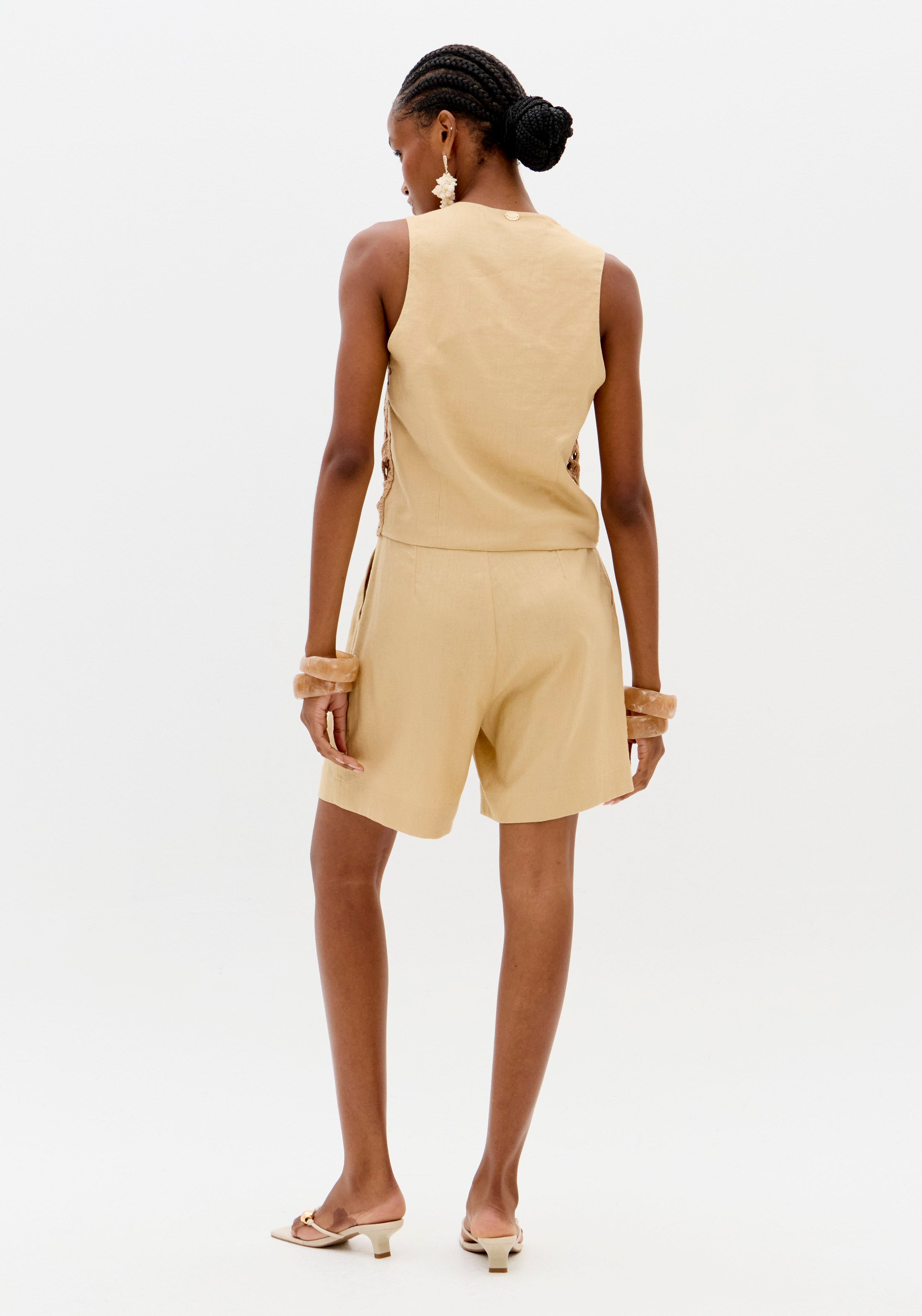 Colete Crochet Com Linho